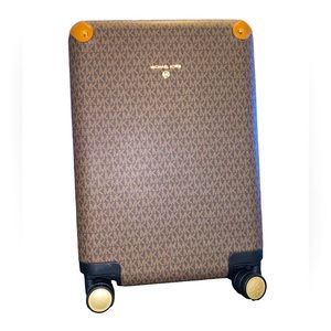 MICHAEL KORS Signature Hardcase Carry-On Bag